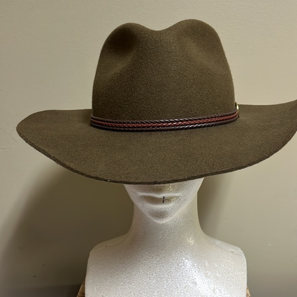 Stetson Olive Felt Hat with Dual-Tone Band - Picture 9 of 14